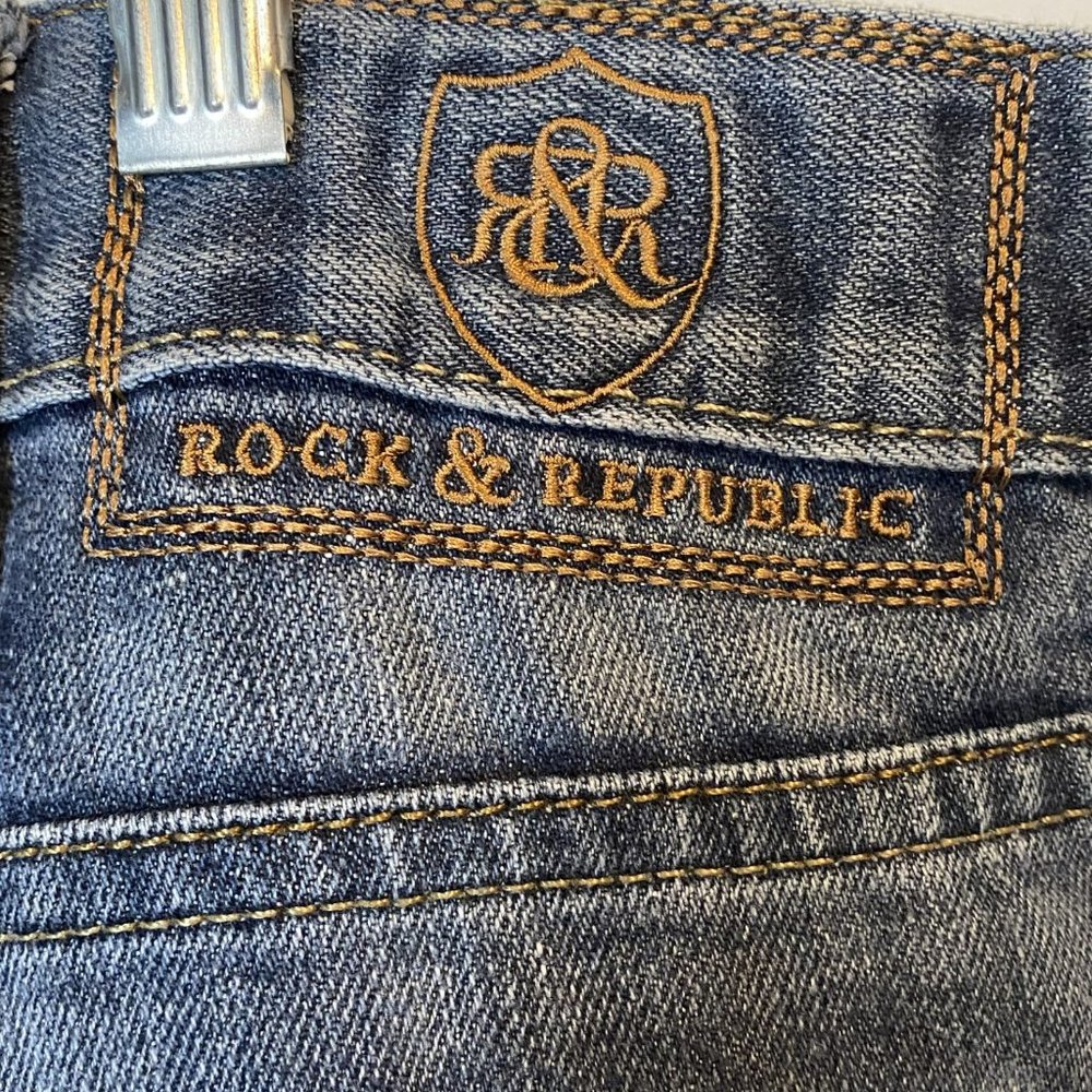 ROCK & REPUBLIC Men’s Jeans Neil Straight Leg Size 38x30 Embroidered Dar…